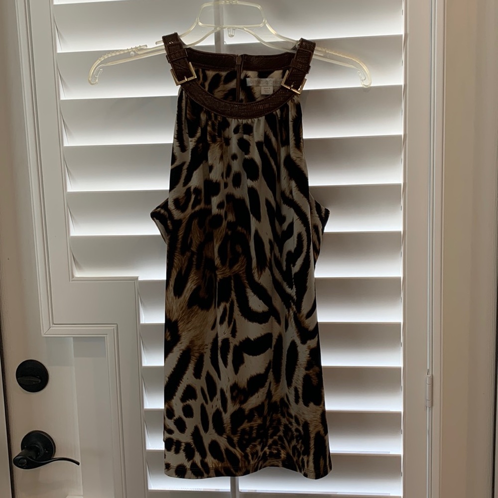 Boston Proper tiger/leopard print with back zip and leather detail